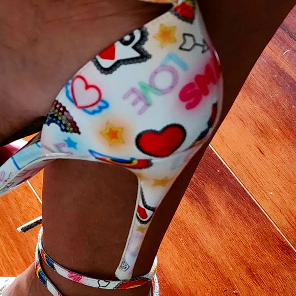 ALDO Rainbow Graphic Pumps - Picture 2 of 7